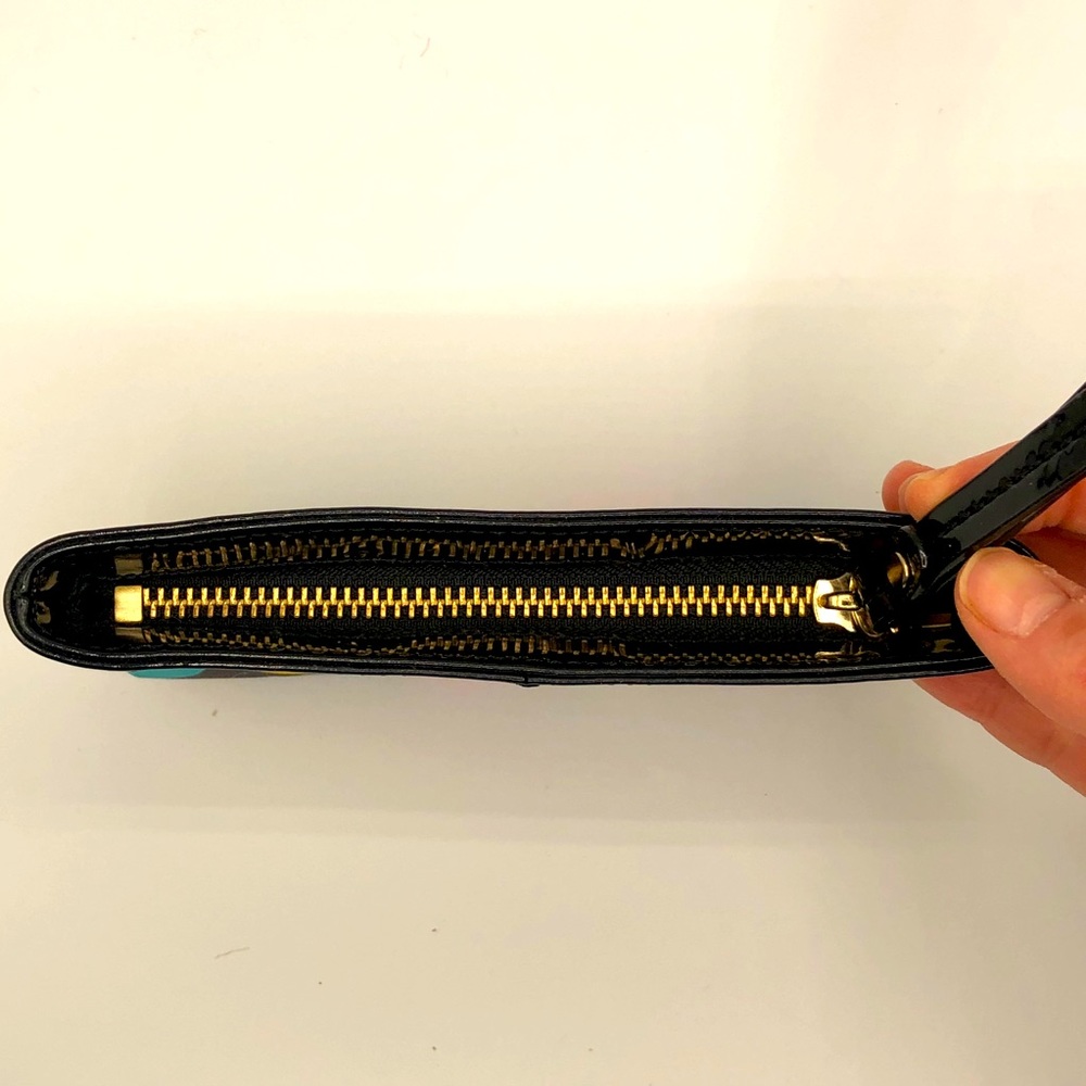 KATE SPADE WRISTLET - Picture 4 of 9